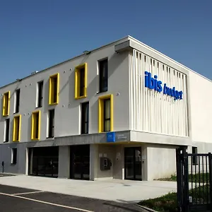 Hotel Ibis Budget Velodrome, Loudéac